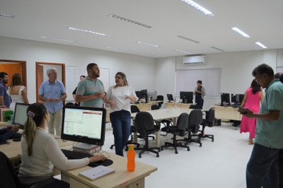 Visita a reitoria (2).JPG