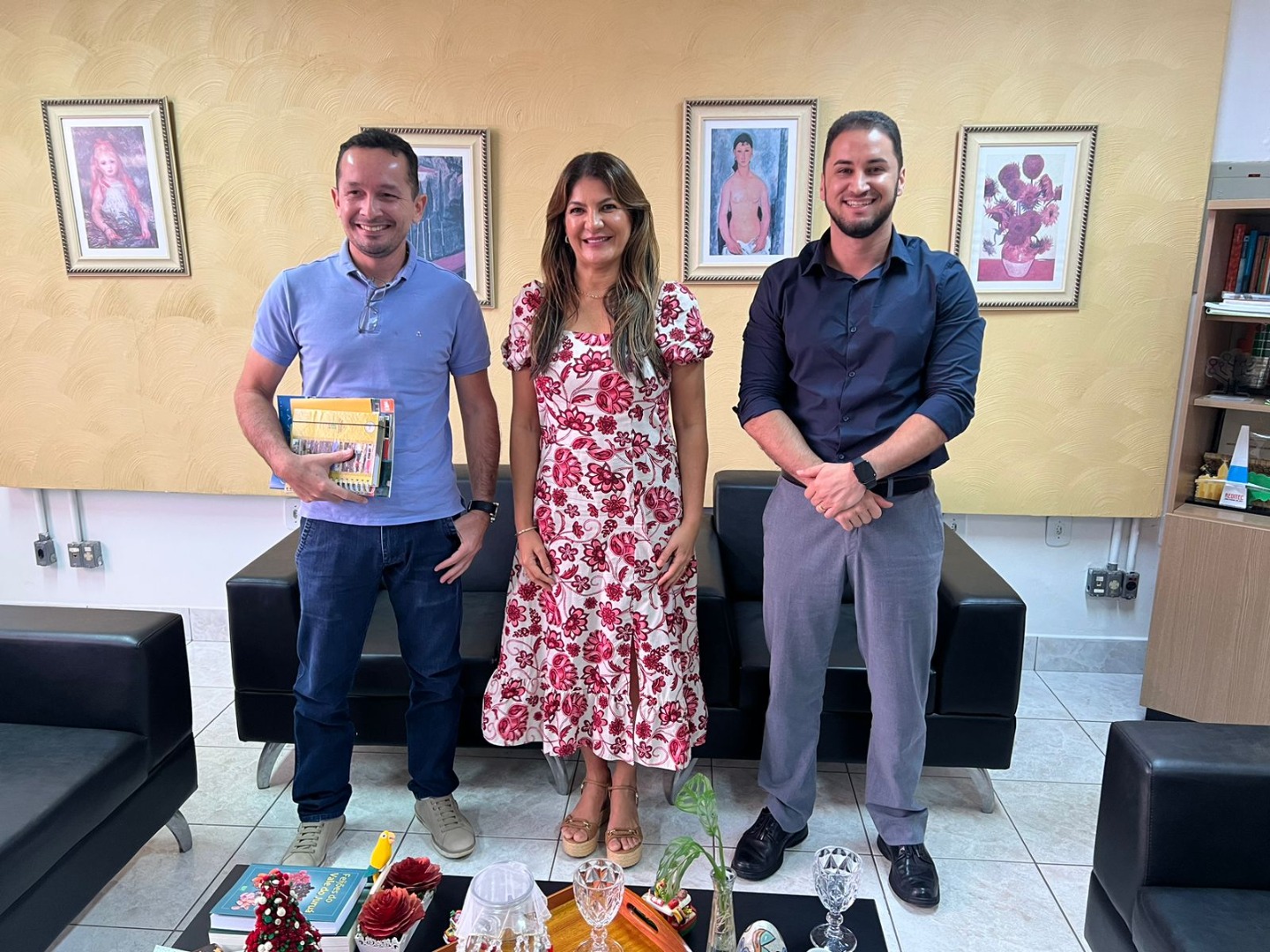 Visita institucional.jpeg