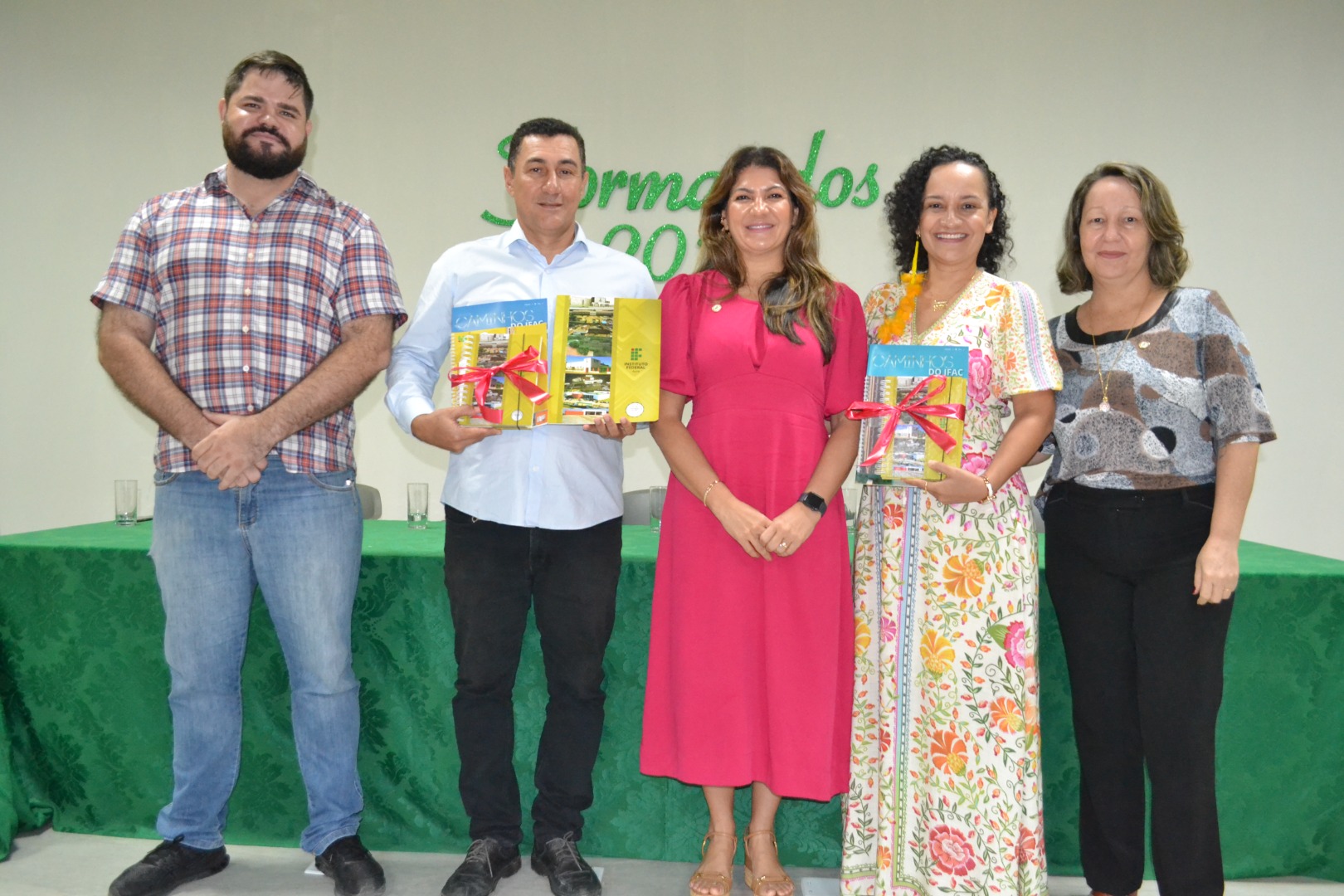 Entrega Título Parlamentar Jesus Sérgio_23 (1).JPG