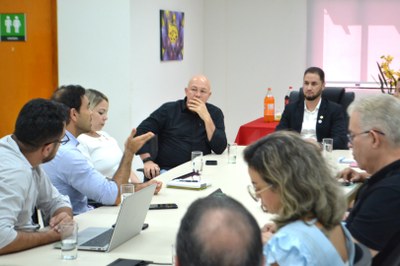 Visita presidente da Fieac (2).JPG