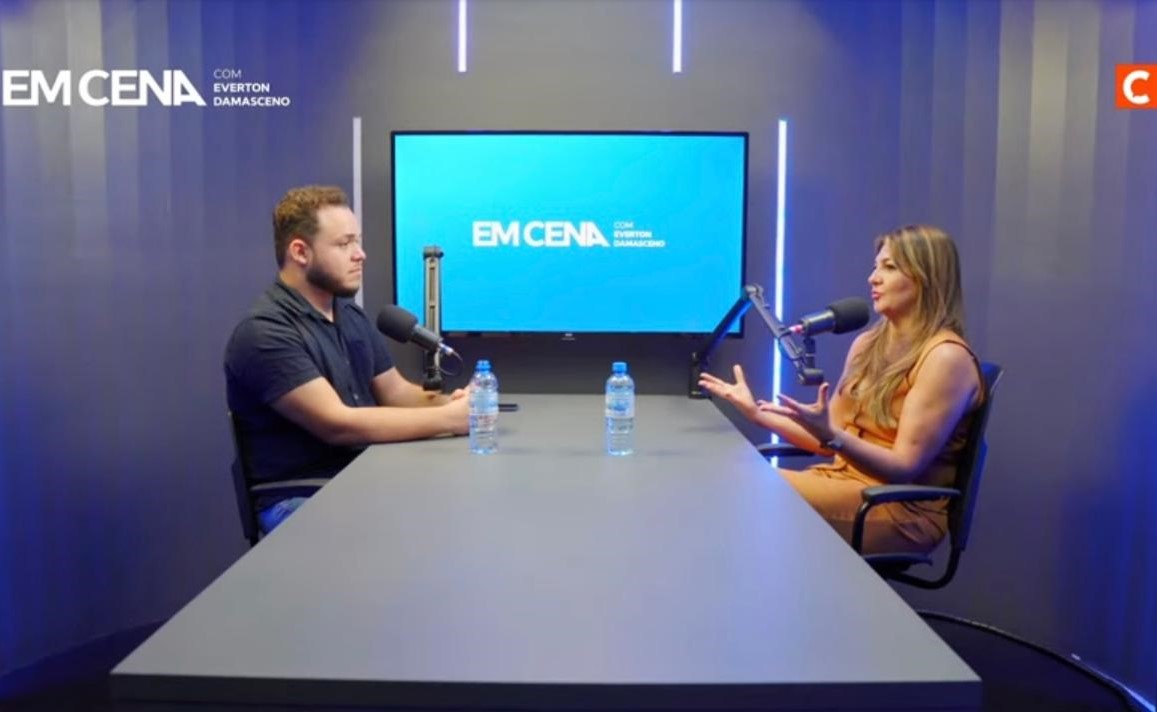 Entrevsita em cena.jpeg