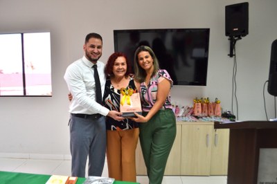 Confraternização Dia do Servidor (7).JPG