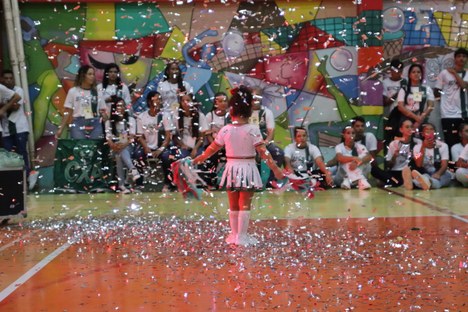 Cheerleaders (11).JPG