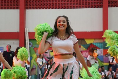 Cheerleaders (3).JPG