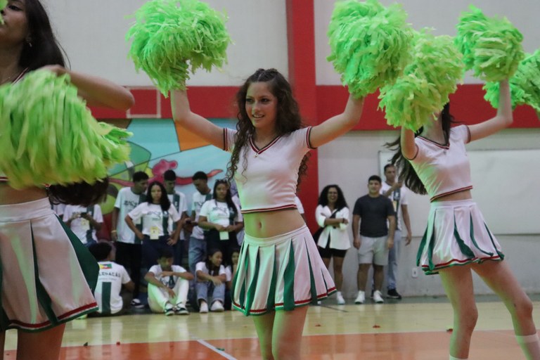 Cheerleaders (6).JPG