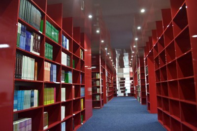 biblioteca_crb.jpg