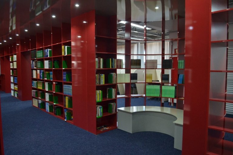 biblioteca_crb (1).jpg