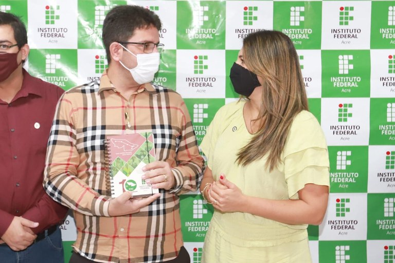 Reunião governador1.jpeg