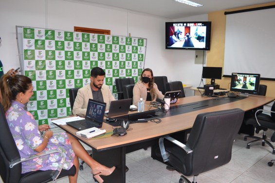 Acordo Embaixda (2).JPG Acordo Embaixda (2).JPG