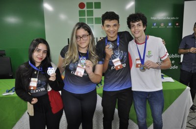 2. Medalhistas de prata - Equipe Hunter H2D2.JPG