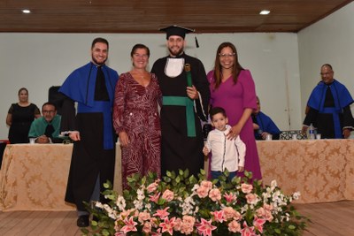 Valtermir e família.JPG