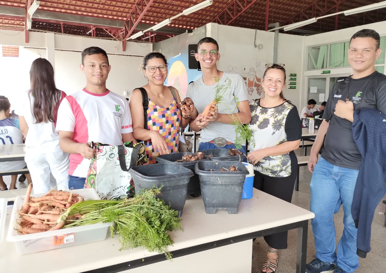 feirinha cruzeiro (3).jpeg