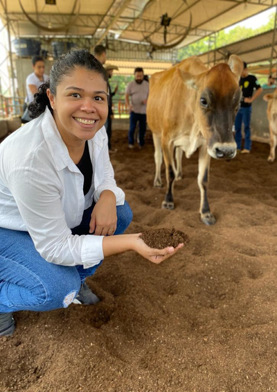 visita fazenda leiteira cbs (3).png visita fazenda leiteira cbs (3).png