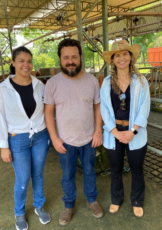 visita fazenda leiteira cbs (5).png