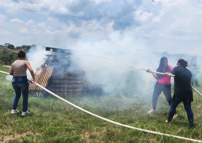 treinamento de incendio crb (4).jpg