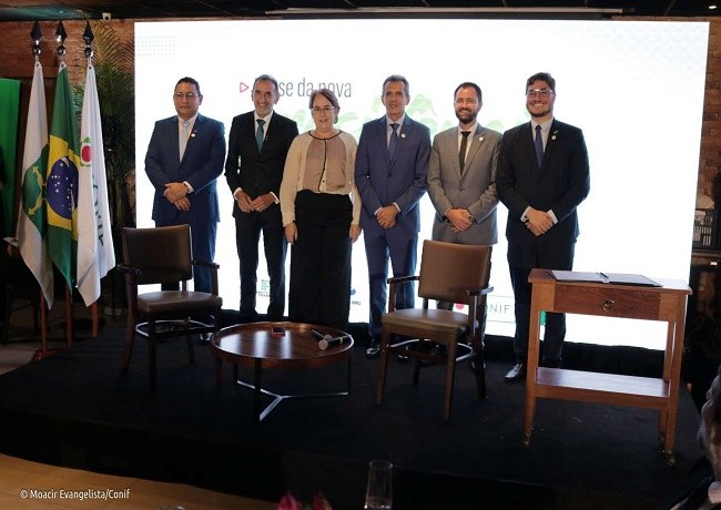 Conif_nova presidência (1).jpg