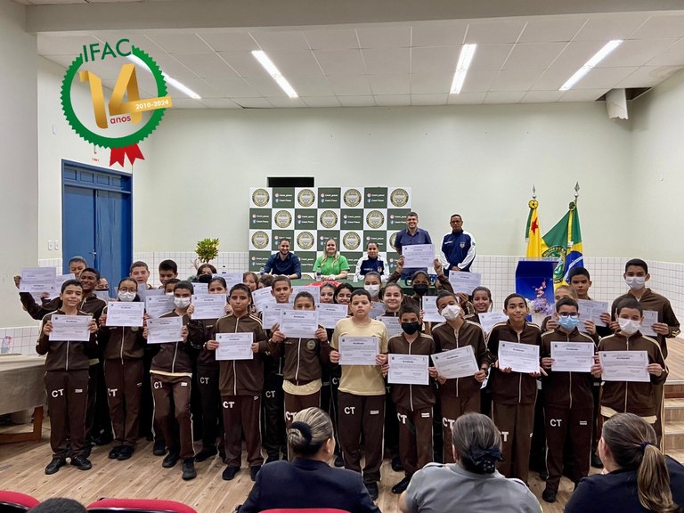 Foto 5 - Eu Programa Robô.jpeg