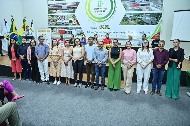 Equipe do Programa Mulheres Mil da Pró-reitoria de Extensão