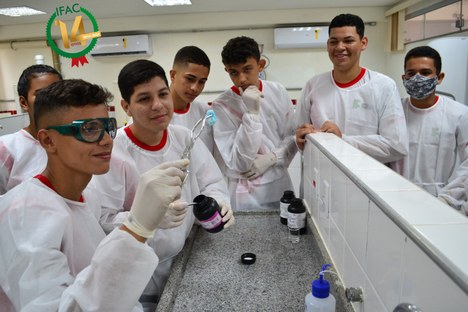 Foto 9 - Laboratório.JPG