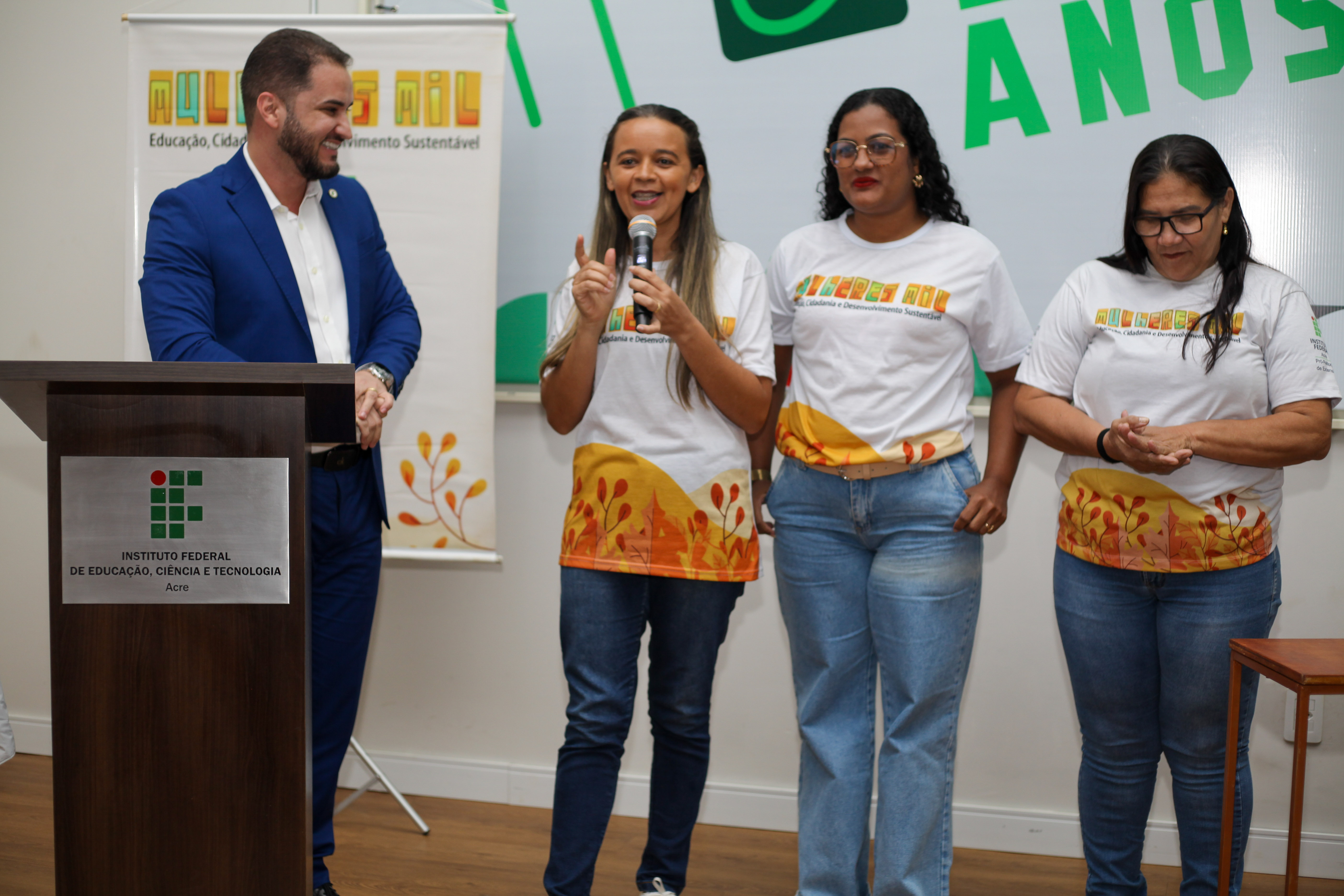 MULHERESMIL-469.jpg MULHERESMIL-469.jpg