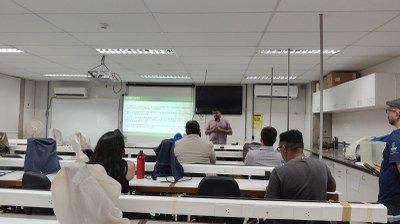 Apresentação do mestrando Artur.jpg