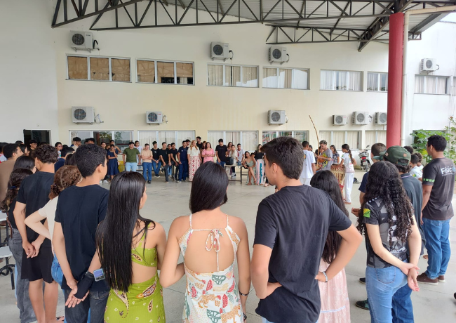 imagens_materias_capa - 2025-12-18T151032.393.png