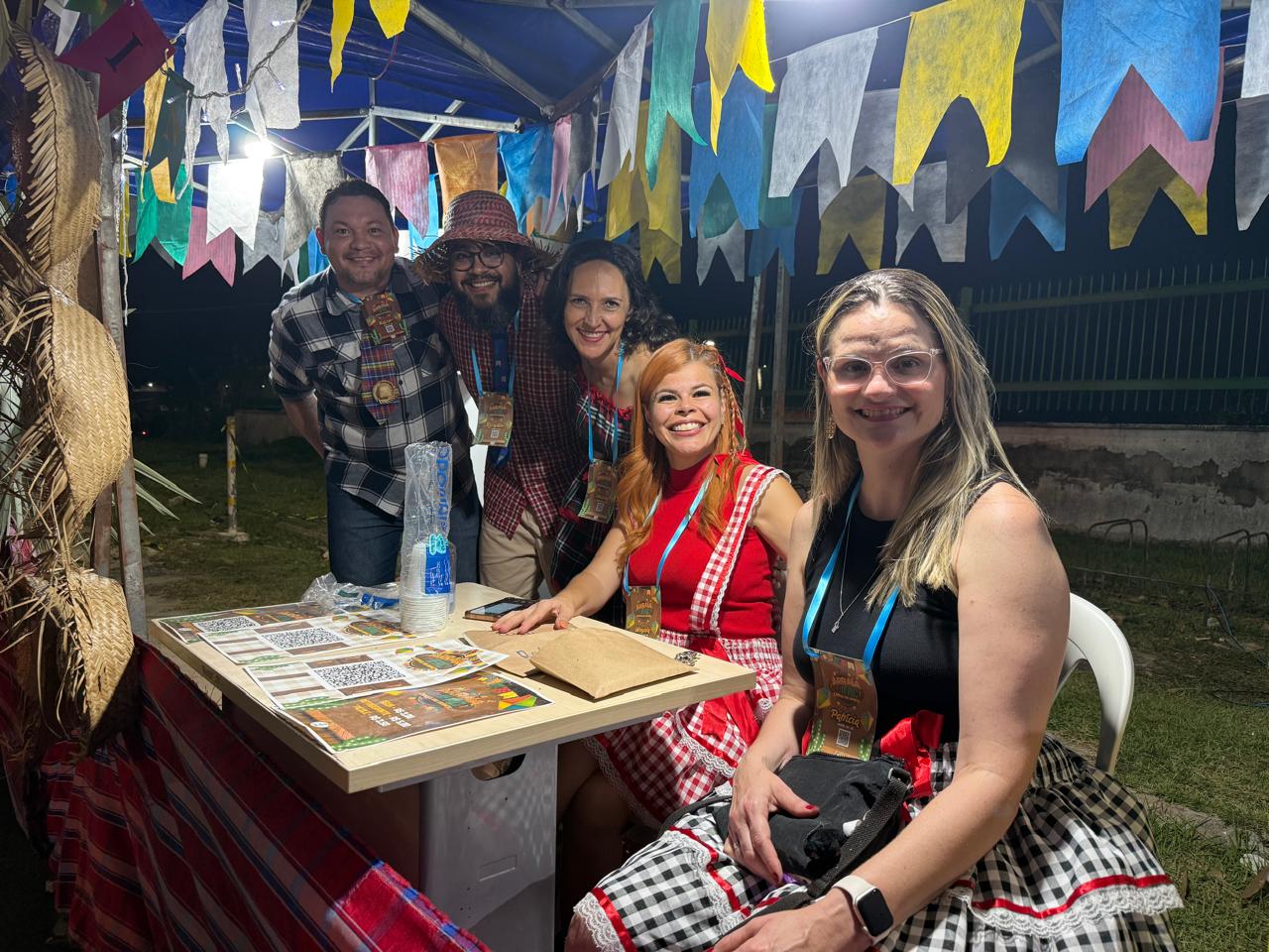 barraca - servidores 2.jpeg