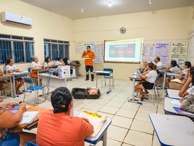 Aula prática_primeiros socorros_MM_Sena_(5).JPG