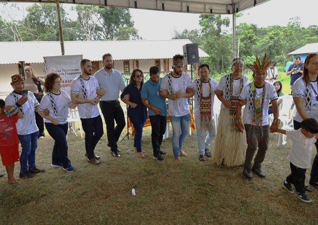 Apresentação cultural de Dois Rezos_capa.jpg