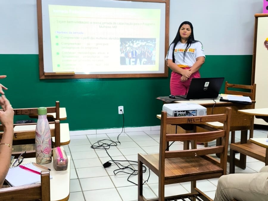 Formação_Mulheres Mil_Arielly.jpeg