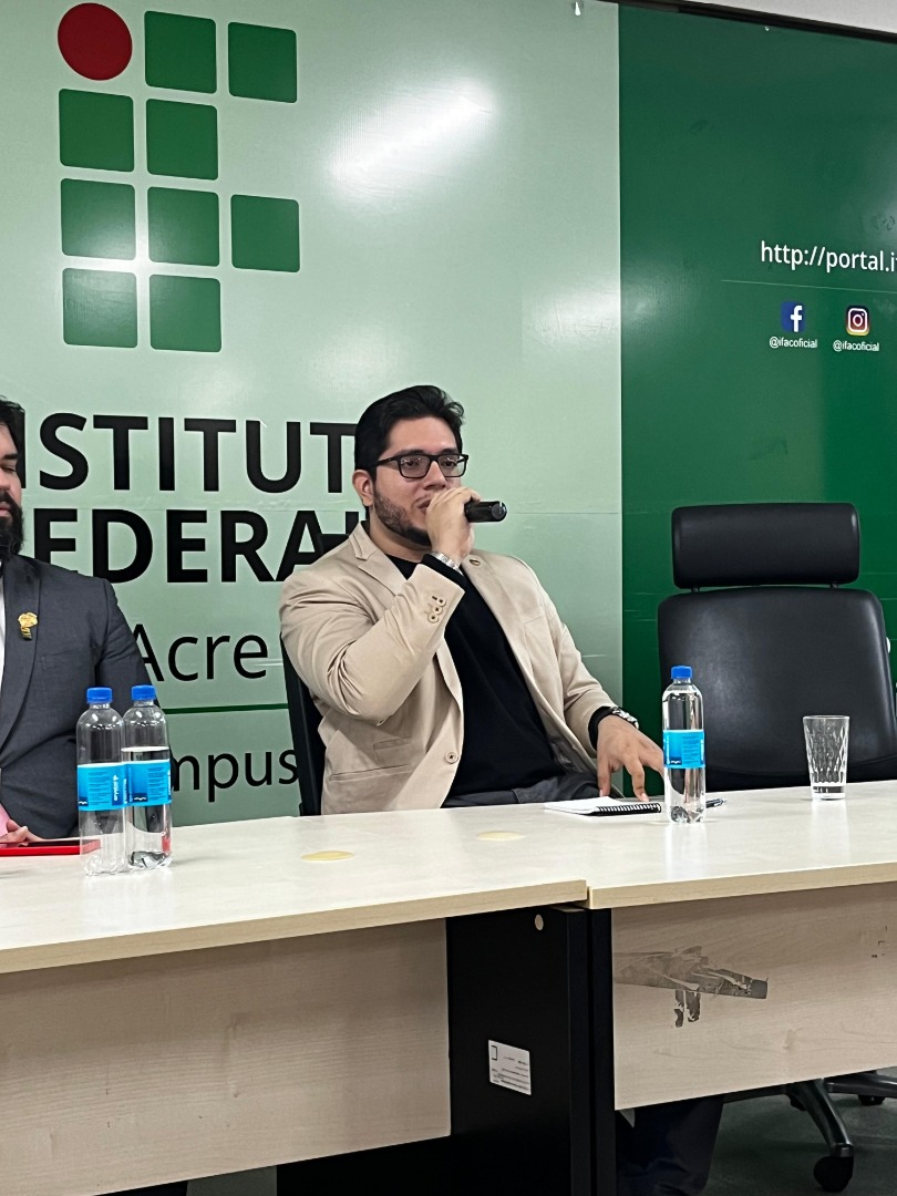 Palestra OAB_campus Rio branco_professor Amilson Albuquerque.jpeg