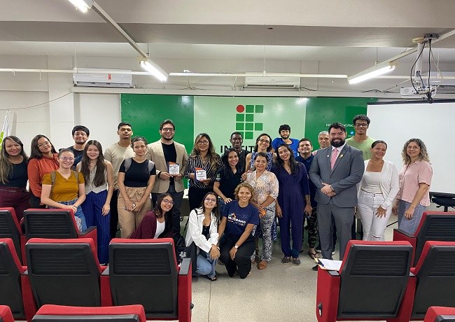 Palestra_OAB_campus Rio Branco_alunos e palestrantes.jpeg