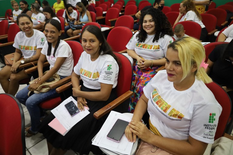 PNCC e Mulheres Mil_alunas_1.JPG