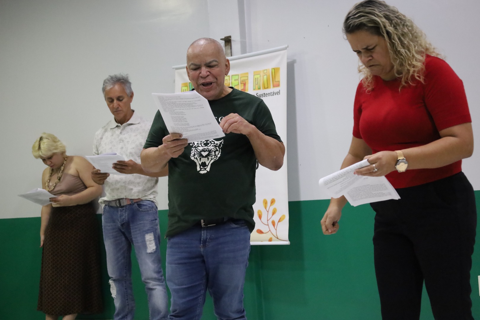 PNCC e Mulheres Mil_grupo Guta_teatro.JPG