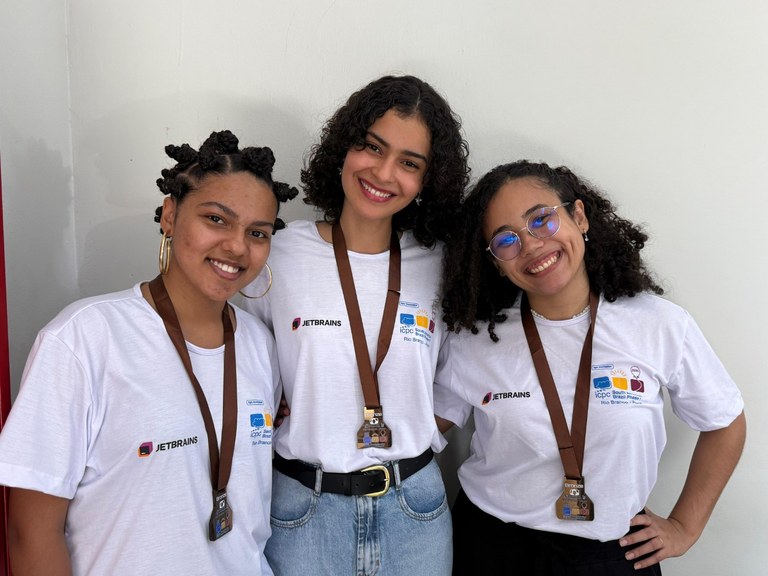 Maratona de Programação_equipe GO Gils.jpeg