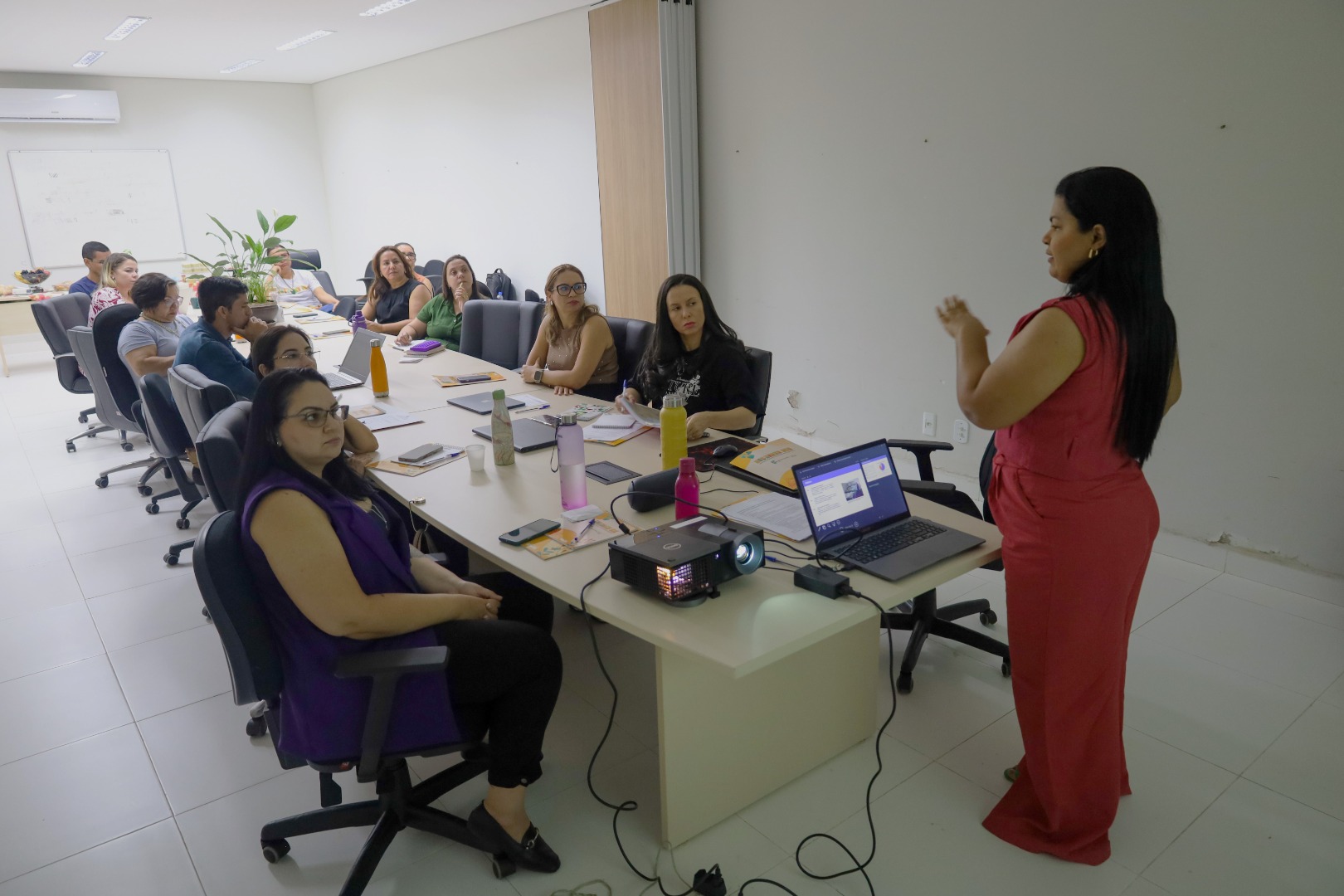 Oficina_Mulheres Mil_mediadora Arielly Dayane Lima Ribeiro de Araújo.jpg