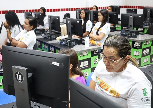 Curso de Operador de Caixa_campus Tarauacá Mulheres  Mil.jpg