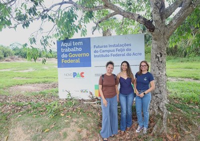 Mulheres Mil em Feijó_área do campus.JPG