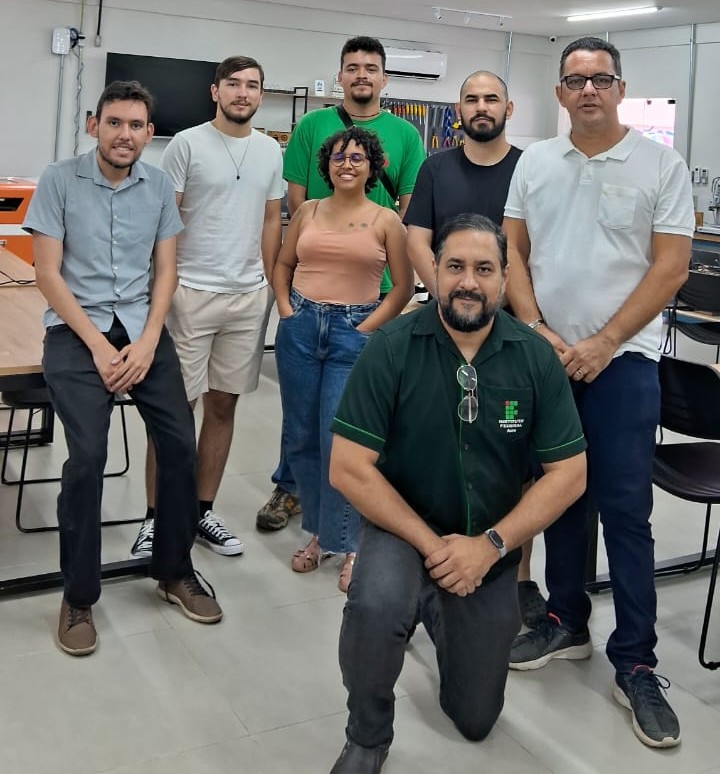 Realidade Virtual na aula de Física_capa (5).jpeg