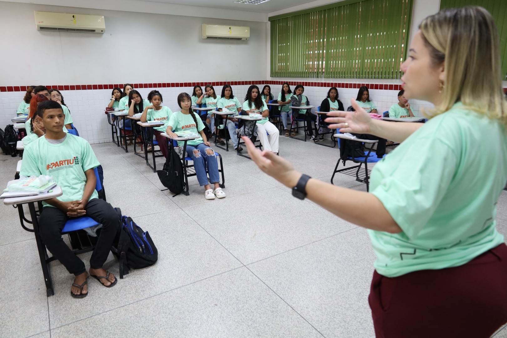 Partiu IF_Tarauacá  pró-reitora Luana Melo.JPG