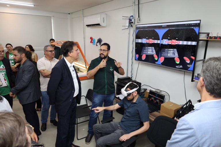 Ministro Visita Ifac  (5).JPG