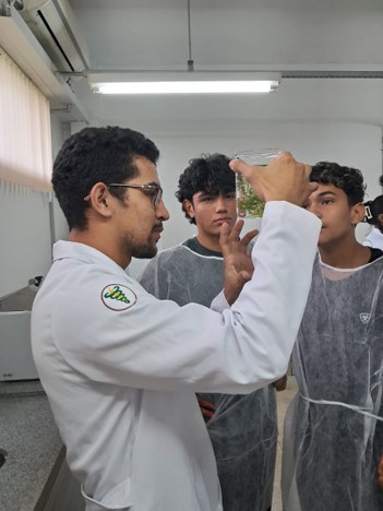 Partiu IF na Semana de BIologia (1).JPG Partiu IF na Semana de BIologia (1).JPG