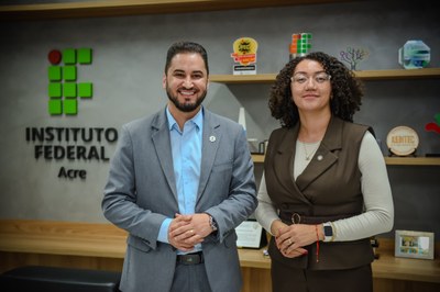 thais e reitor