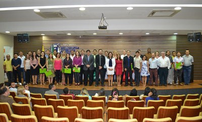 Docentes_Posse_06_abril_15 1.jfif