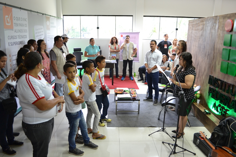 lancamento-livros-viver-ciencia1.jfif