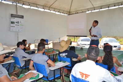 Mini-curso-Hortalias-em-Ambiente-Protegido-Texto-1-1-800x533.jpg