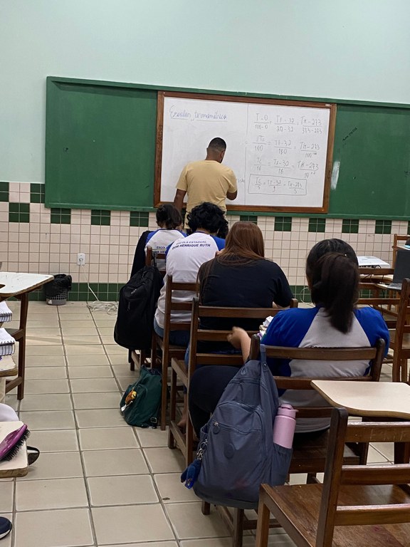 Escola DHR. Aula Termologia. 2 Ano Ensino Médio.n1.jpg