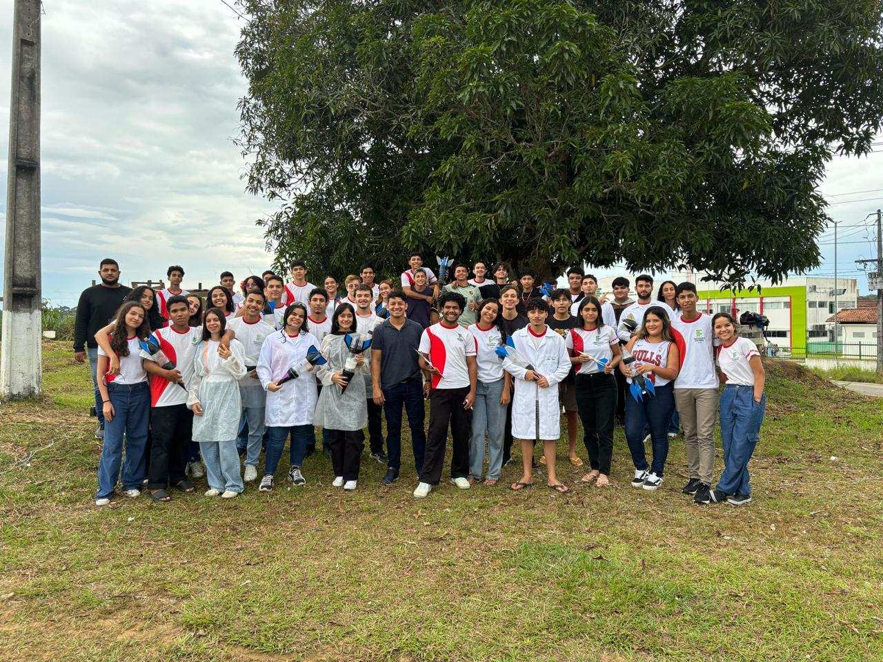 Lançamento de foguetes. IFAC. 1 Ano Ensino Médio. n1.jpeg