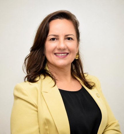 Ana Cláudia de Souza Garcia.jpeg Ana Cláudia de Souza Garcia.jpeg