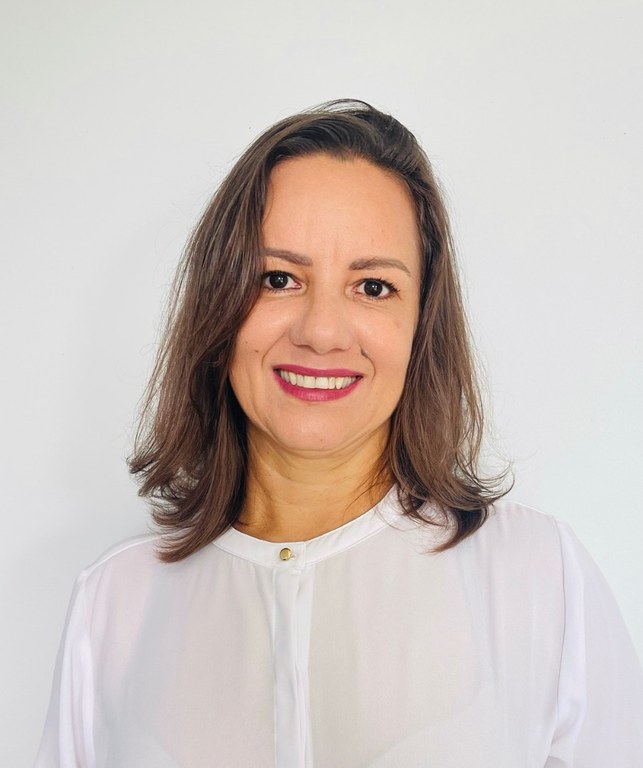 Ana Cláudia de Souza Garcia.jpg